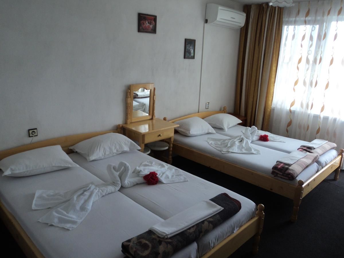 Гостевой дом Guest House Drazhev Обзор-8